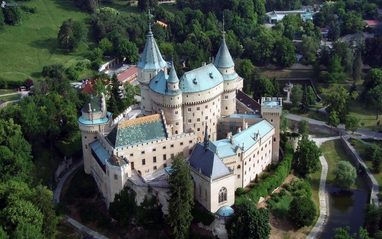 Hotel Banik Divékrudnó Kültér fotó